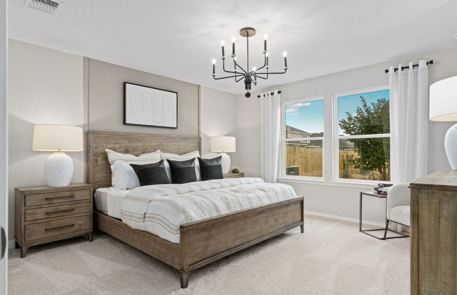 Fentress Model Owner's Suite