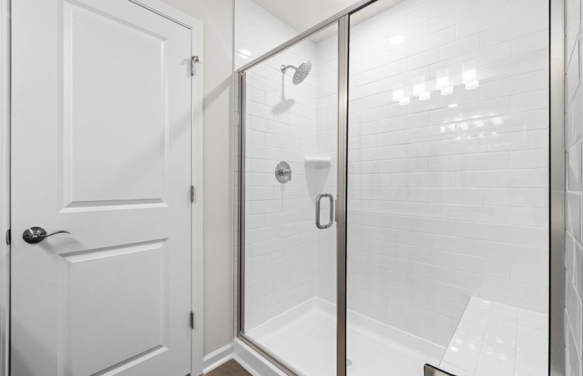 Owner's Bath with Walk-In Shower - Model Representation