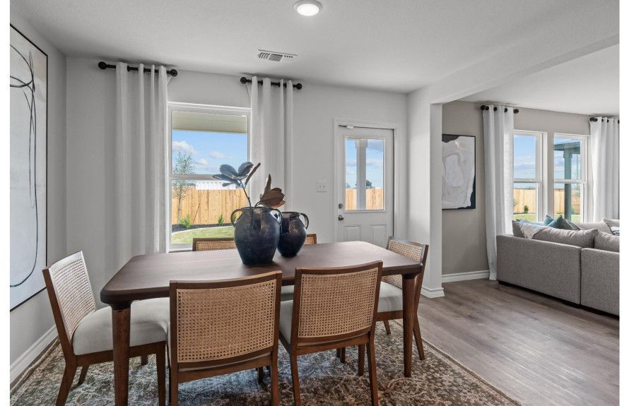 Springfield Model Dining Area