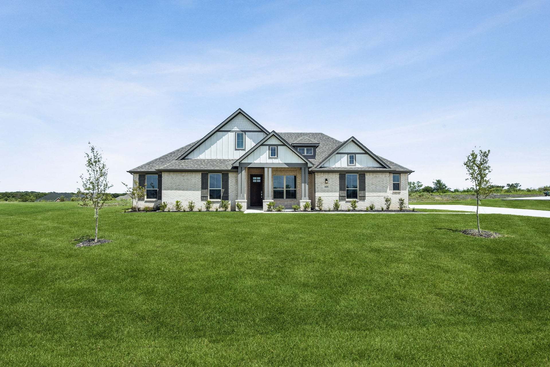 120 Rancher Trail. Waxahachie, TX 75165