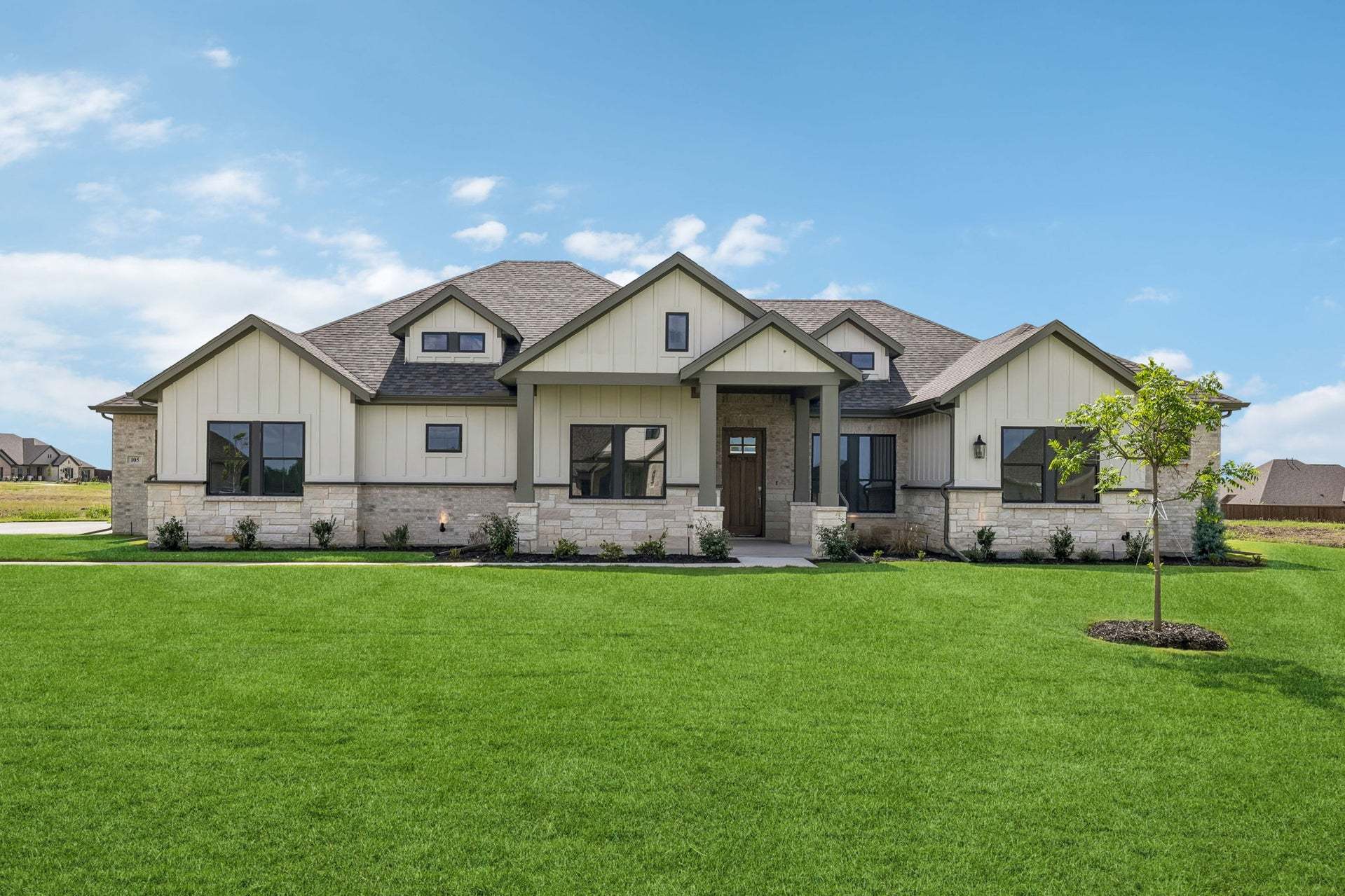 105 Swan Lake Drive (Lyndon)