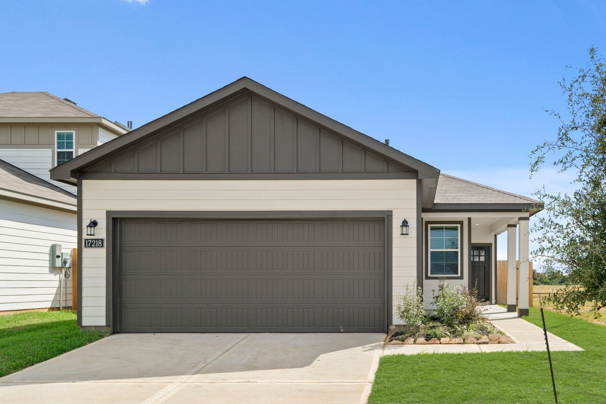 BRIDGEPORT - Paloma at Sanford Farms: Waller, Texas - Century Communities