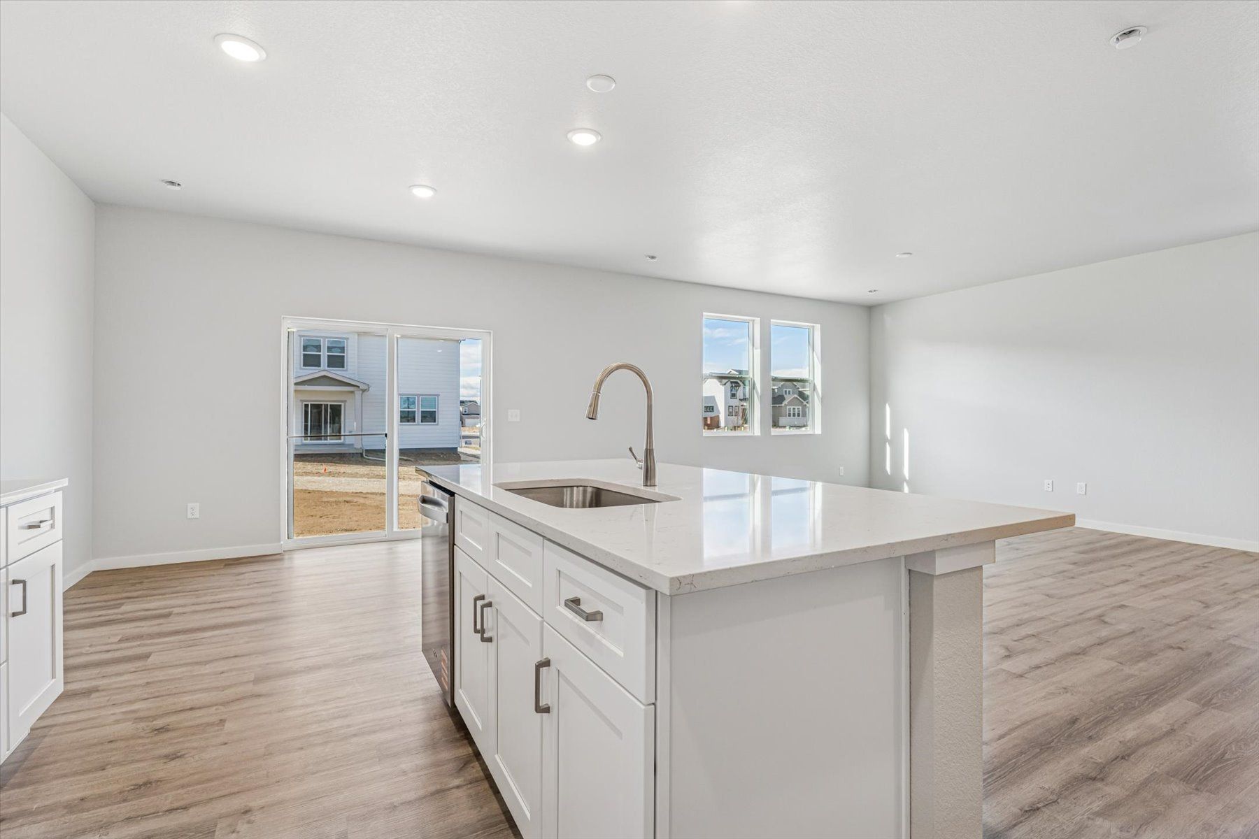 casa en Farmlore 30's por Century Communities