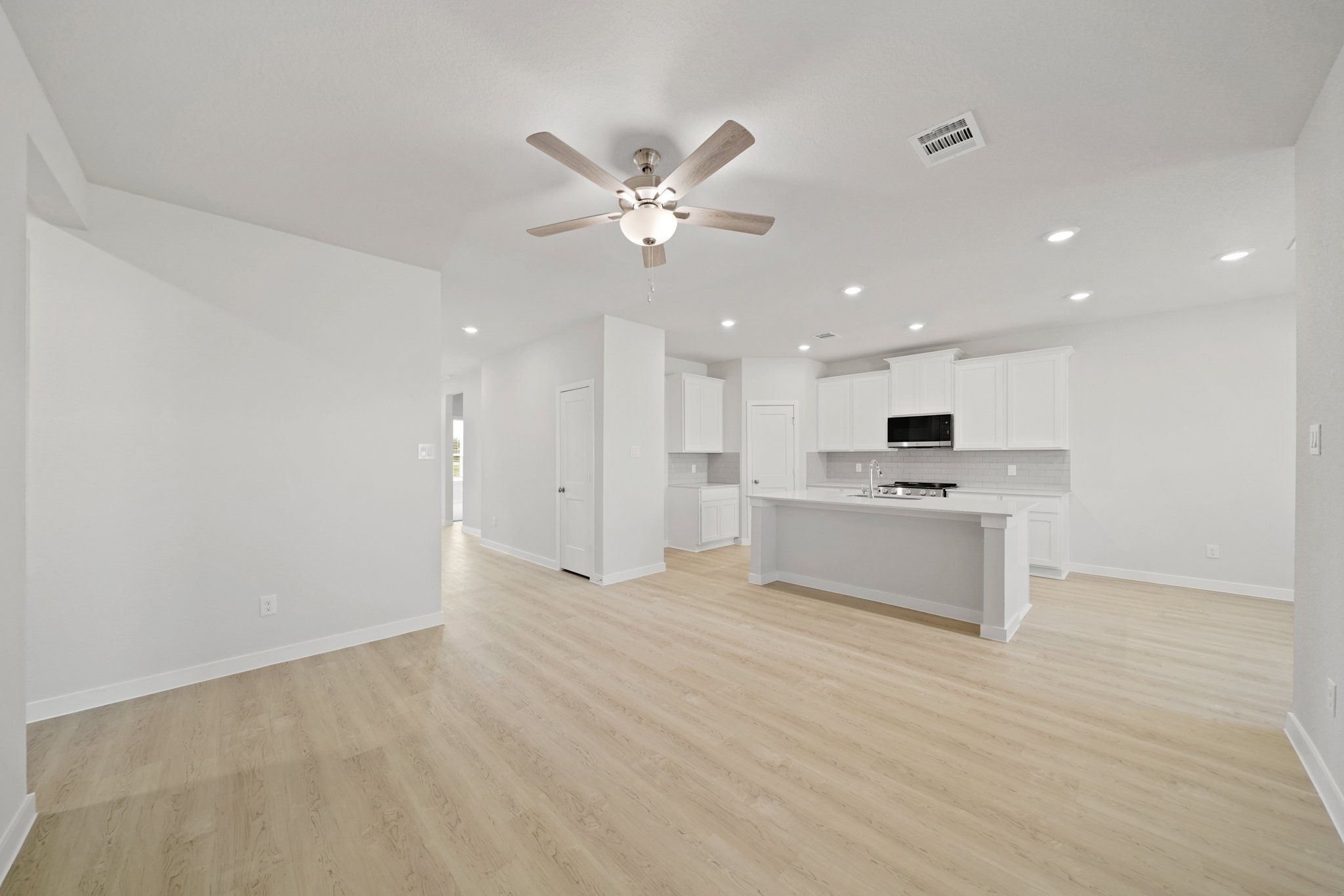 4521 Wisenbaker Way (SUTHERLAND)