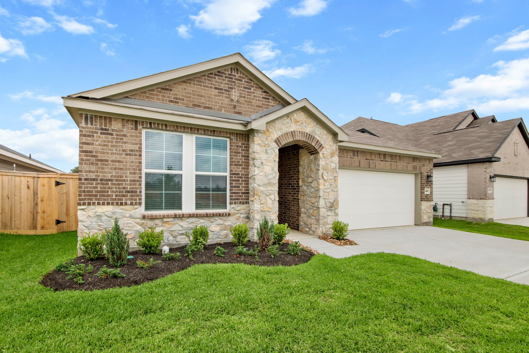 529 Wax Myrtle Way (SUTHERLAND) Image