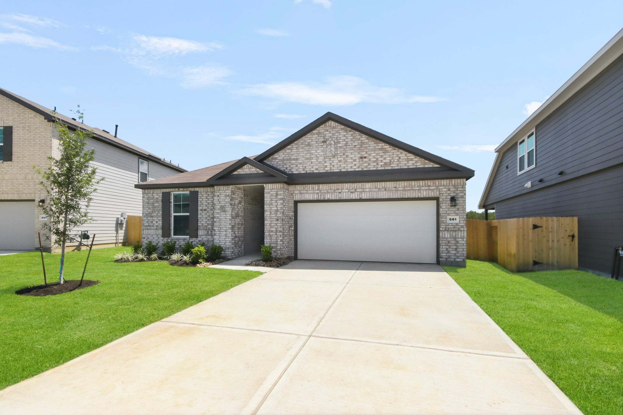 561 Wax Myrtle Way (SUTHERLAND) Image