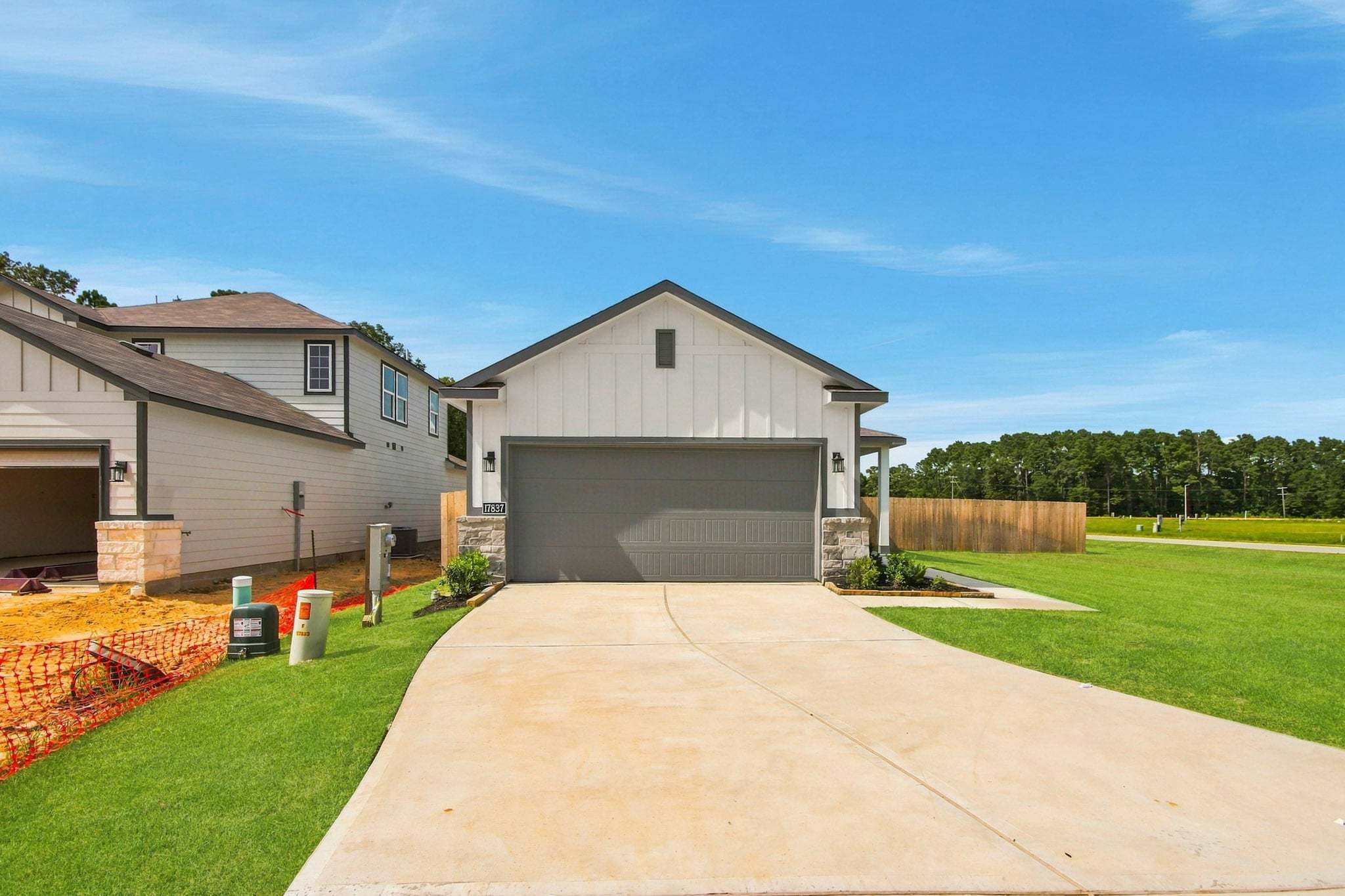 FRESNO - Sherwood Glen: Conroe, Texas - Century Communities