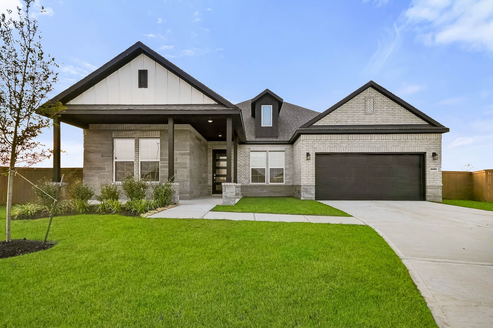 Bradberry - Sunterra Lakes - Signature Collection: Brookshire, Texas - Century Communities