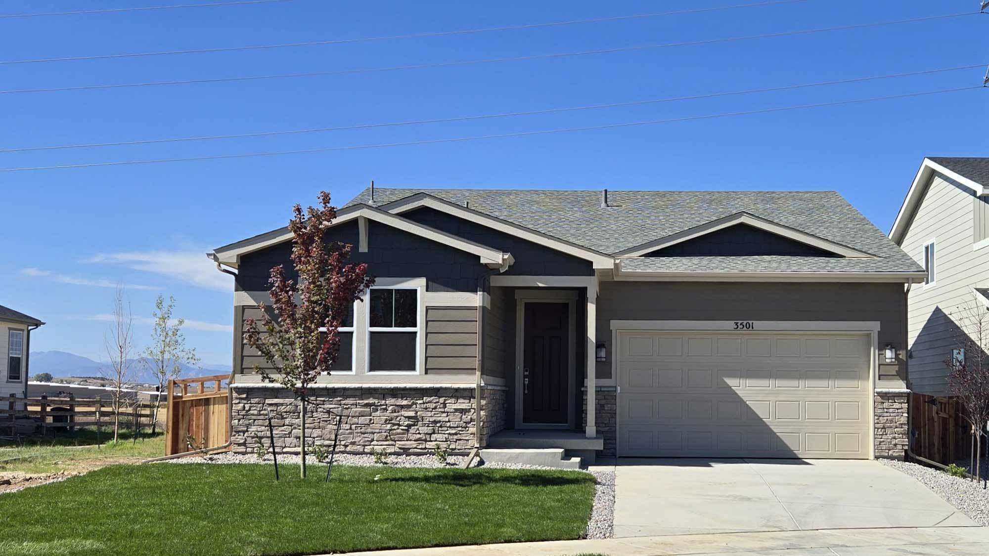The Livingston | Residence 39103 - Sweetgrass: Dacono, Colorado - Century Communities