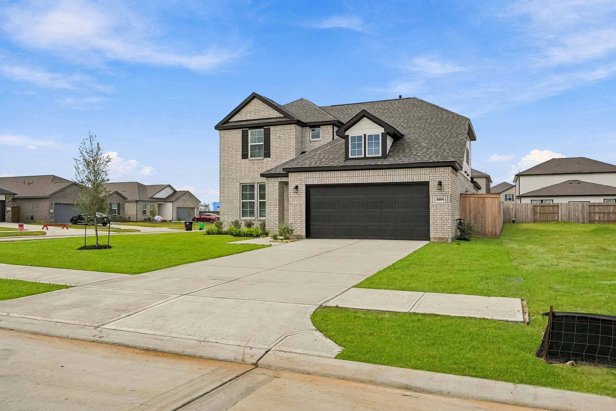 Lassen - Sunterra Lakes - Liberty Collection: Brookshire, Texas - Century Communities