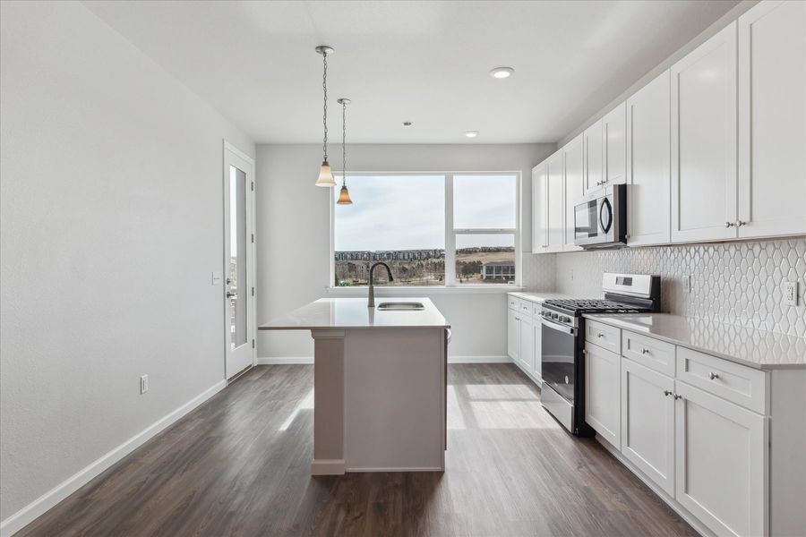 453 Interlocken Blvd., 101 (Westerly | Residence 306)