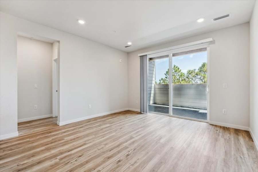 485 Interlocken Blvd., #202 (Residence 2B)