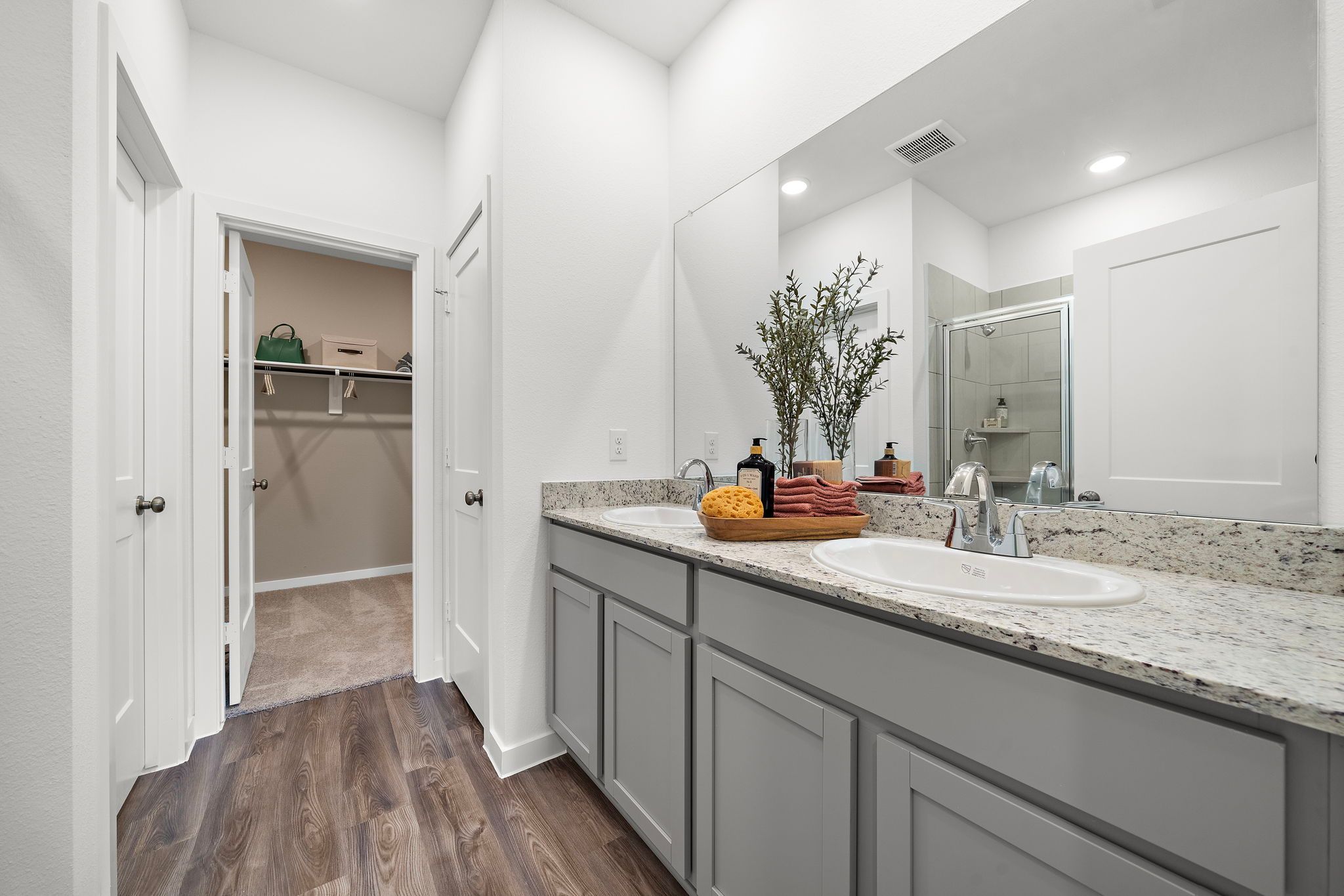 421 Alder Chase Drive. Hockley, TX 77447