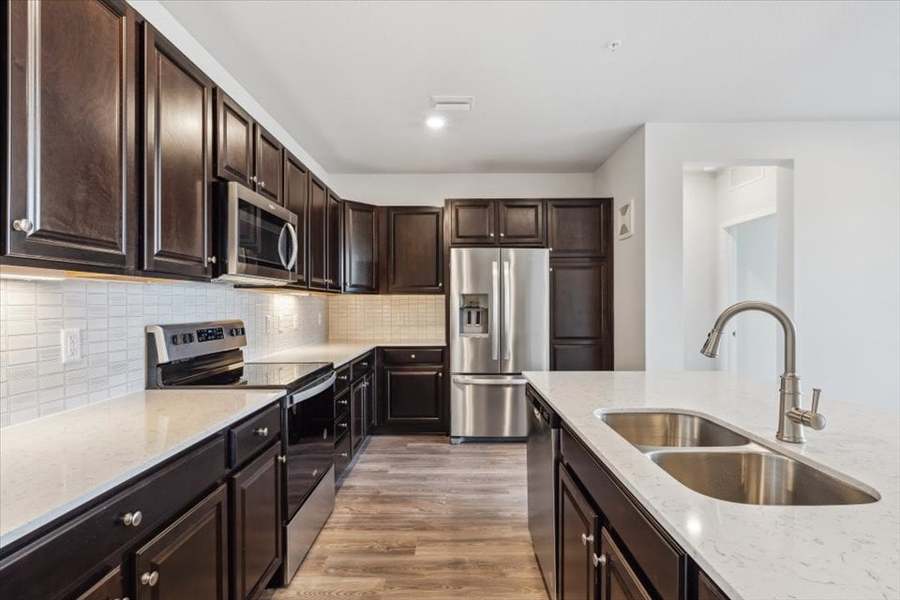 485 Interlocken Blvd., #301 (Residence 2B)