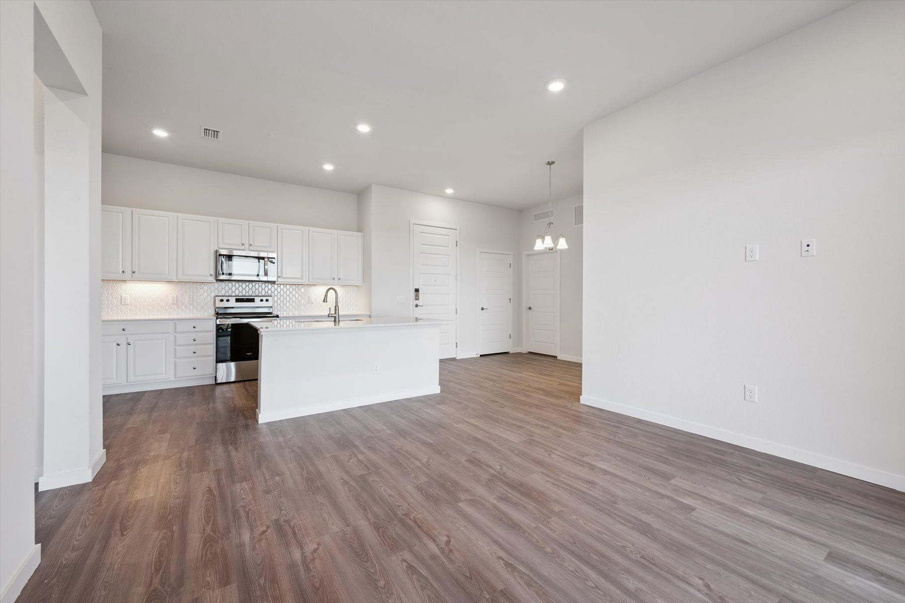 Residence 2B - Grand Vue at Interlocken: Broomfield, Colorado - Century Communities