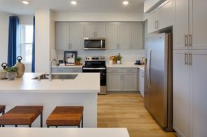 9518 HANNAH WAY (Plan Three)