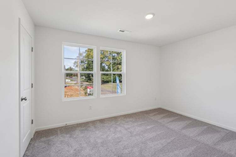 Dupont | Bedroom 2