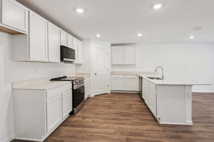 122 Cypress Blvd E. (WESTVILLE)