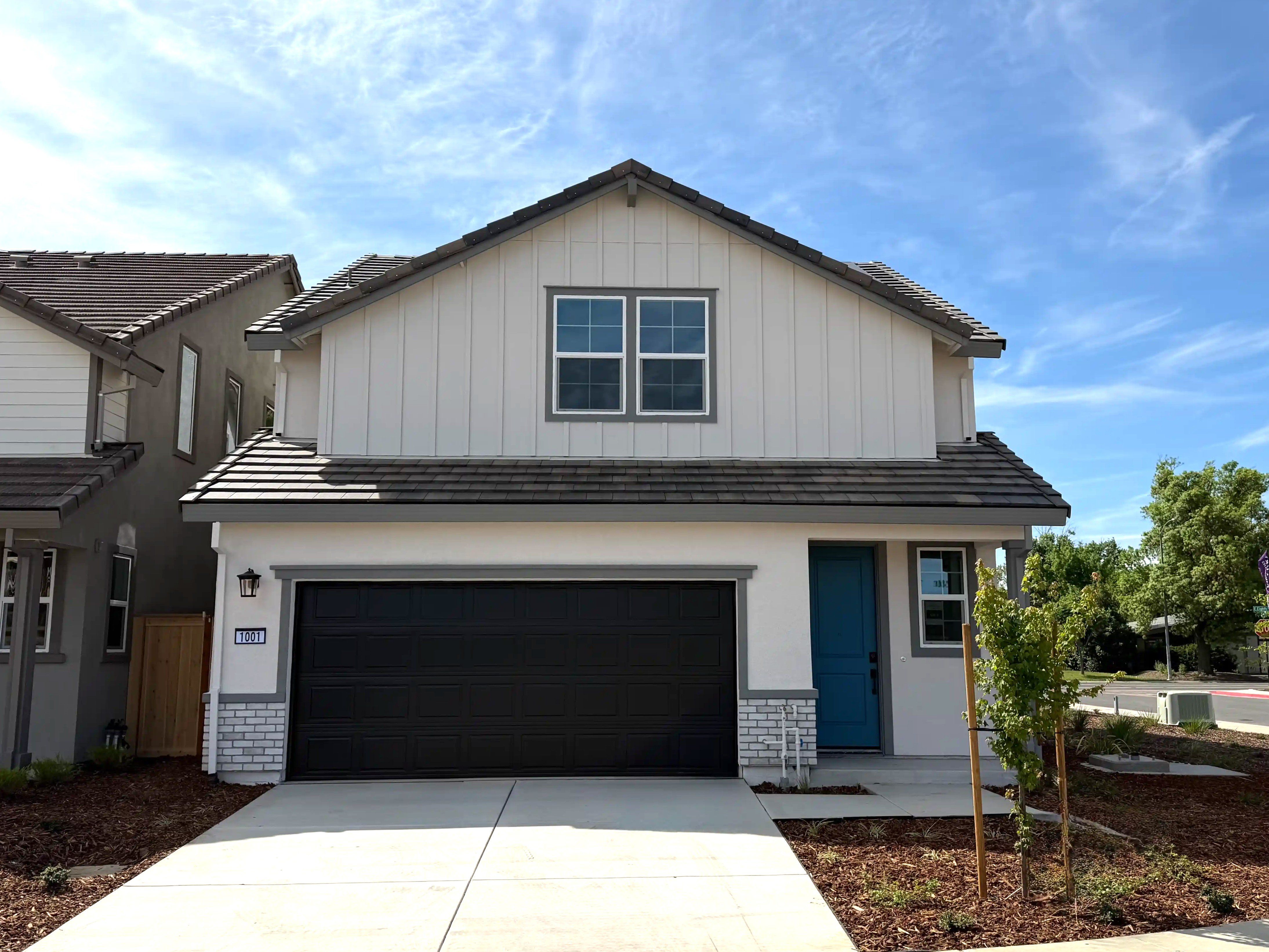 1001 Ginkgo Circle (Plan 7)