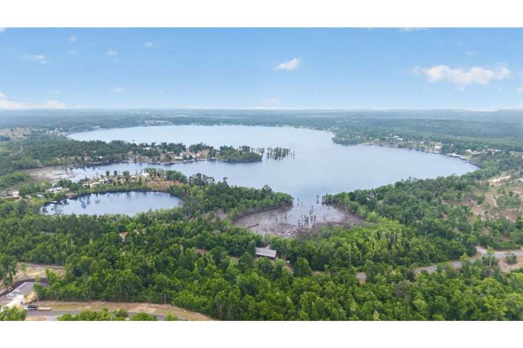 casa en Compass Lake in the Hills por Century Complete