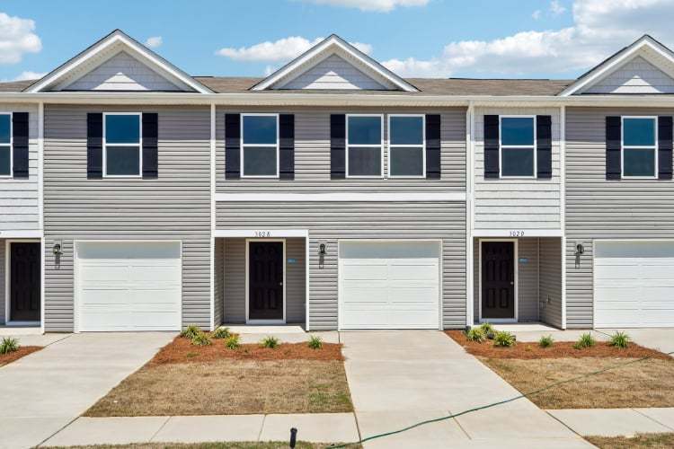 302 E S. Main Street (HOLLY SPRINGS)