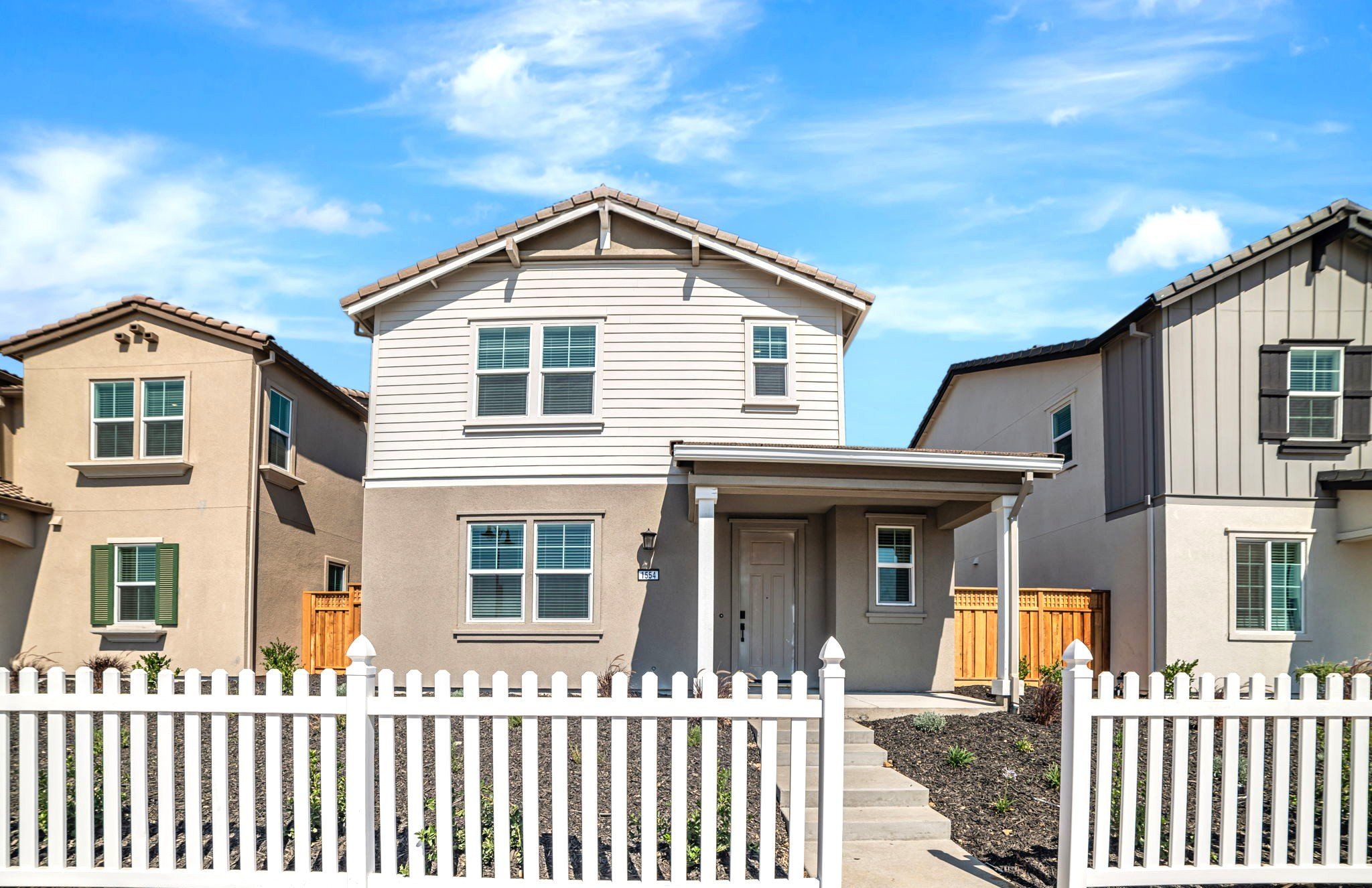 1554 N Central Pkwy (Plan 3)