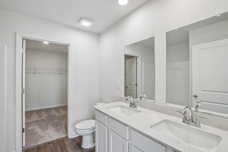 Beaumont | Owner's Bath