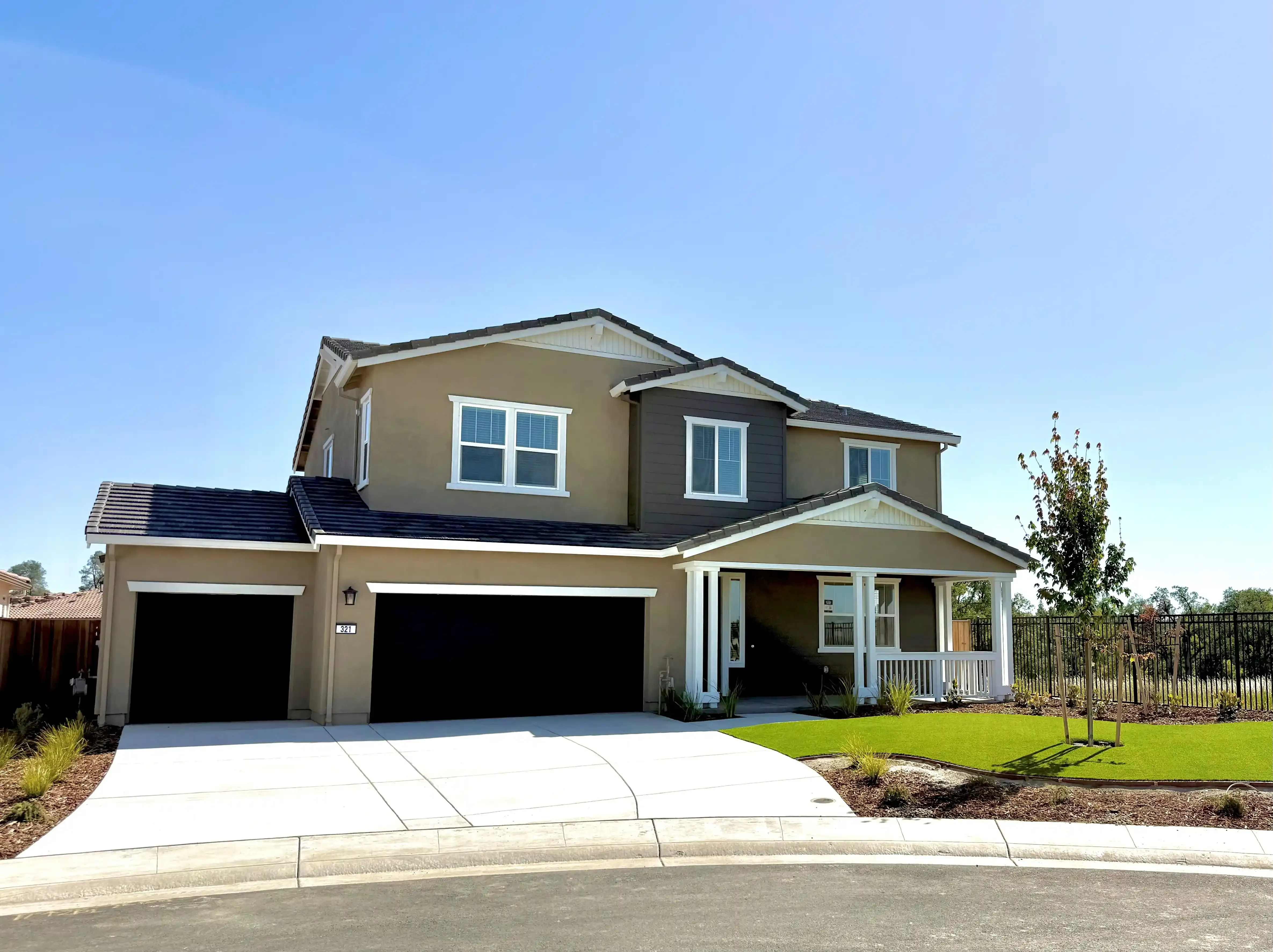 321 Outlooker Court (Plan 2)