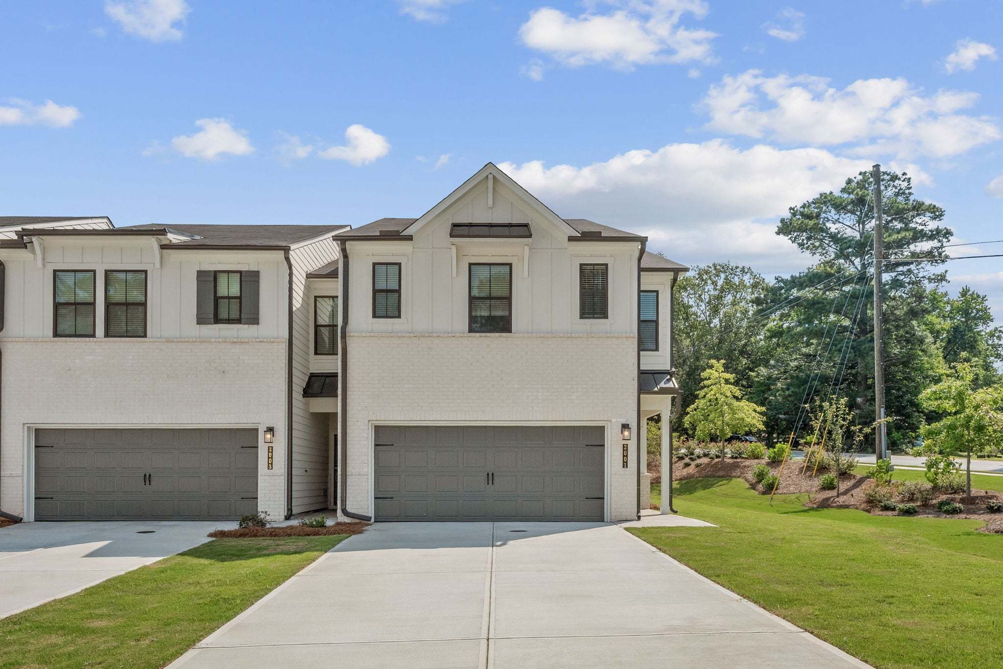 Sawnee - Azalea Square Townhomes: Lawrenceville, Georgia - Century Communities