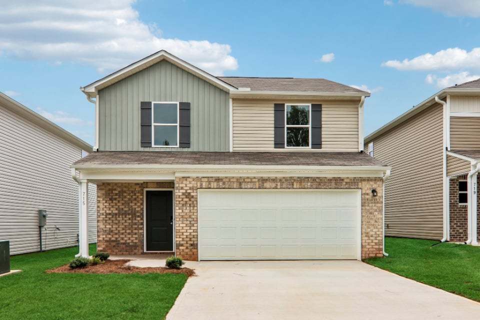 715 Tomlin Trail (AUBURN)