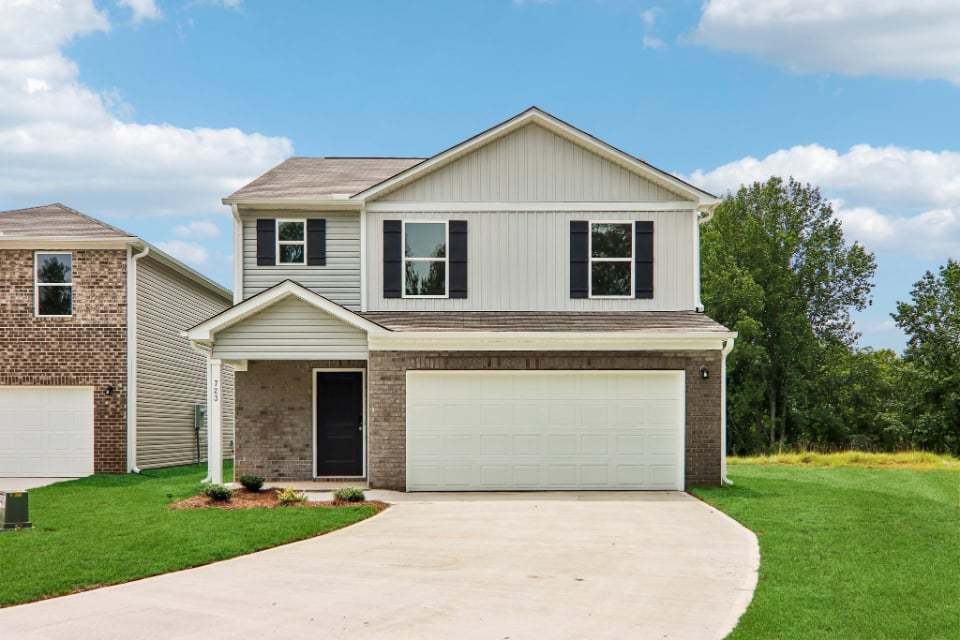 723 Tomlin Trail (AUBURN)