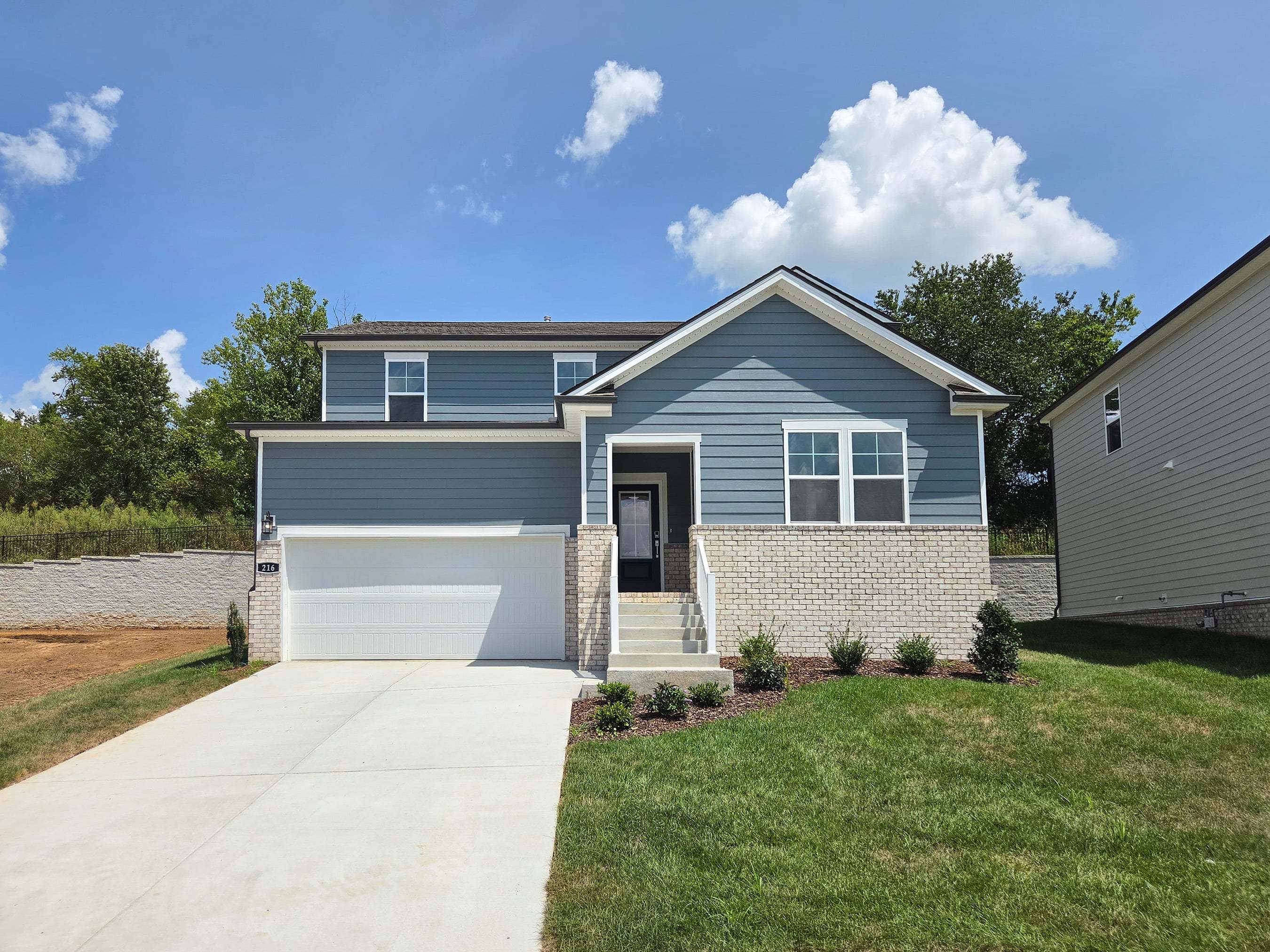 216 East Millbrook Drive (Harding)