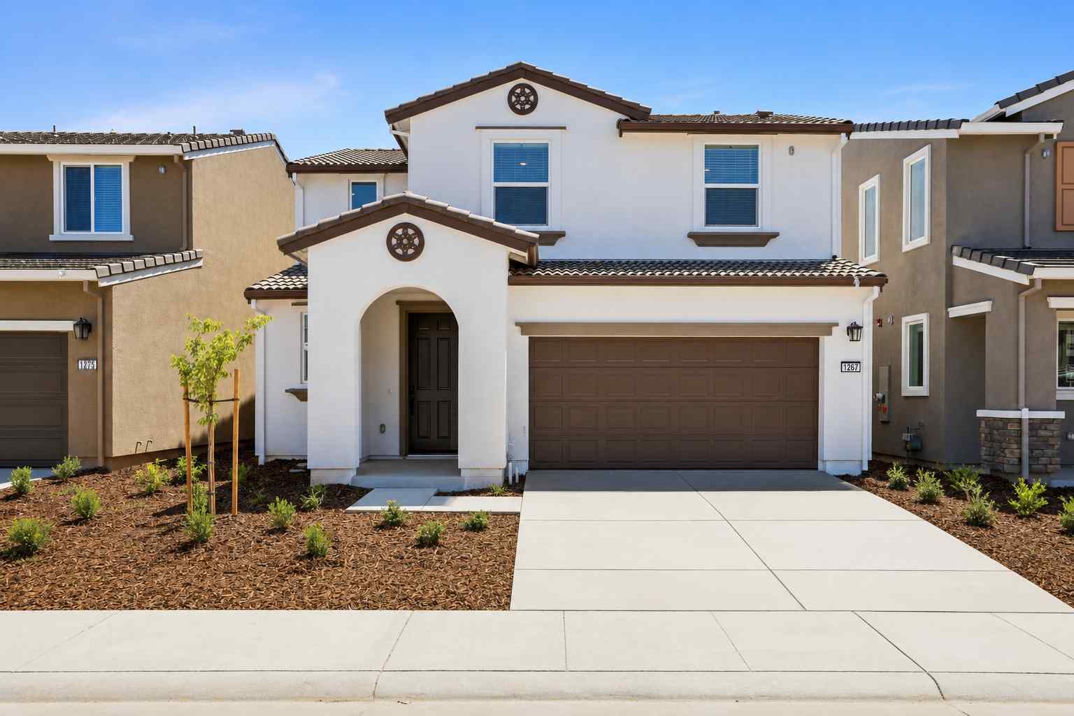 1267 Leonhardt Loop (Plan 1)