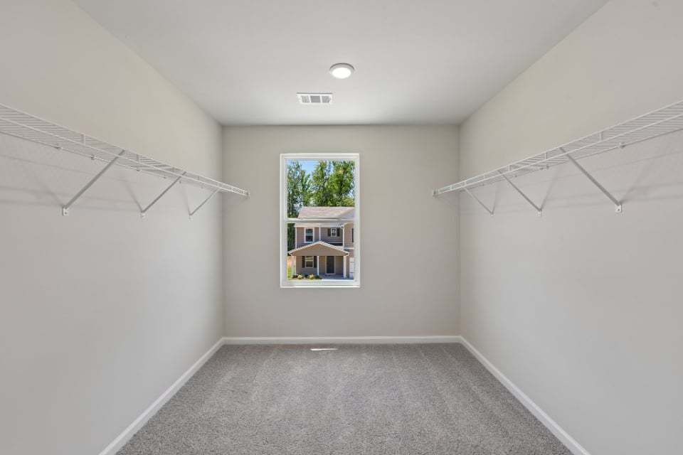 Essex | Owner's Closet