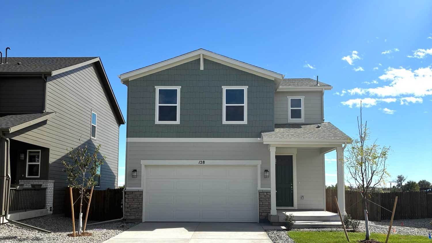 The Empress | Residence 1783 - Coyote Creek: Fort Lupton, Colorado - Century Communities