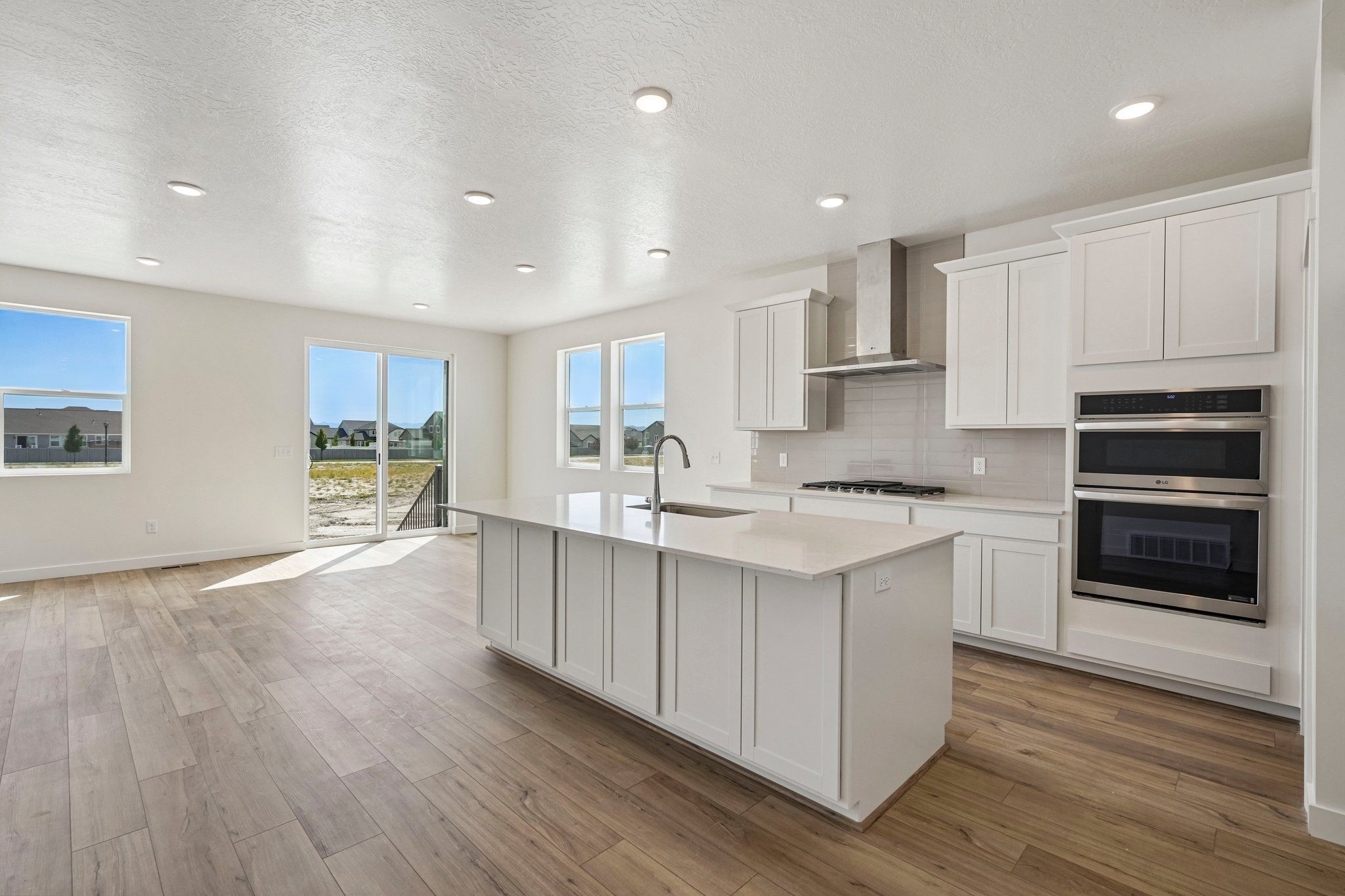 438 E Clear Granite Way (Lassen)