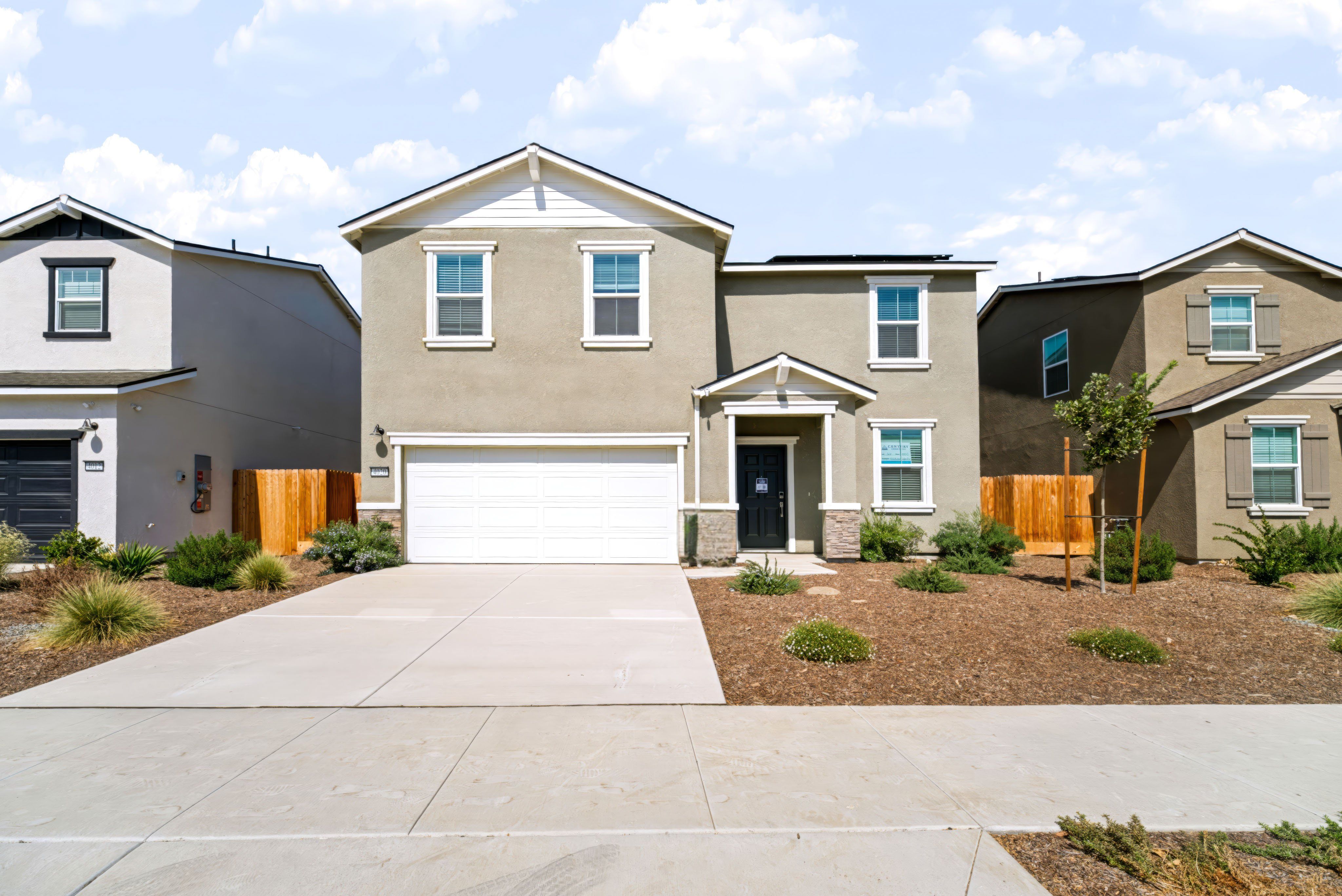 Essex - Larkspur: Visalia, California - Century Communities