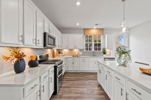 4394 Reed Creek Drive (Stratford III Townhome)