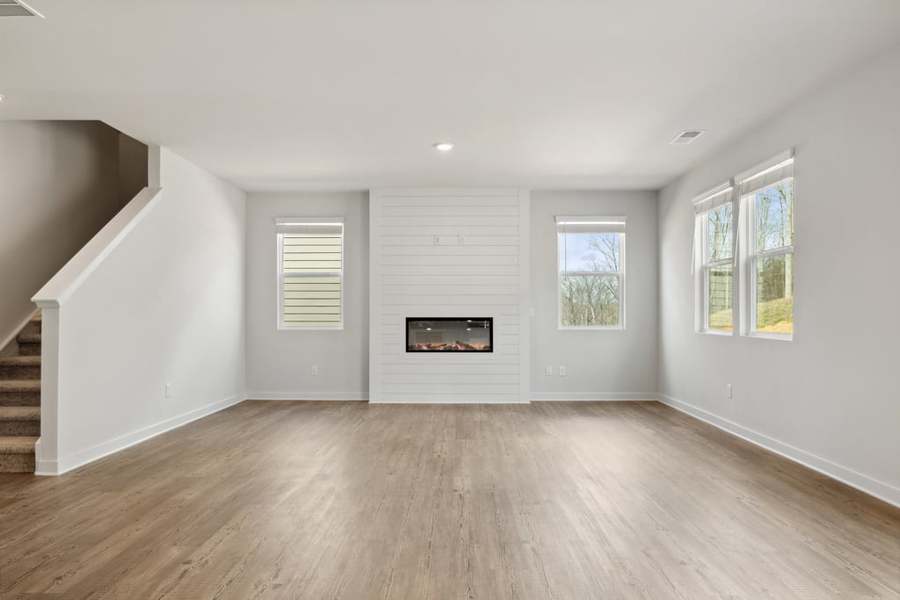 5229 Mulberry Creek Way. Flowery Branch, GA 30542