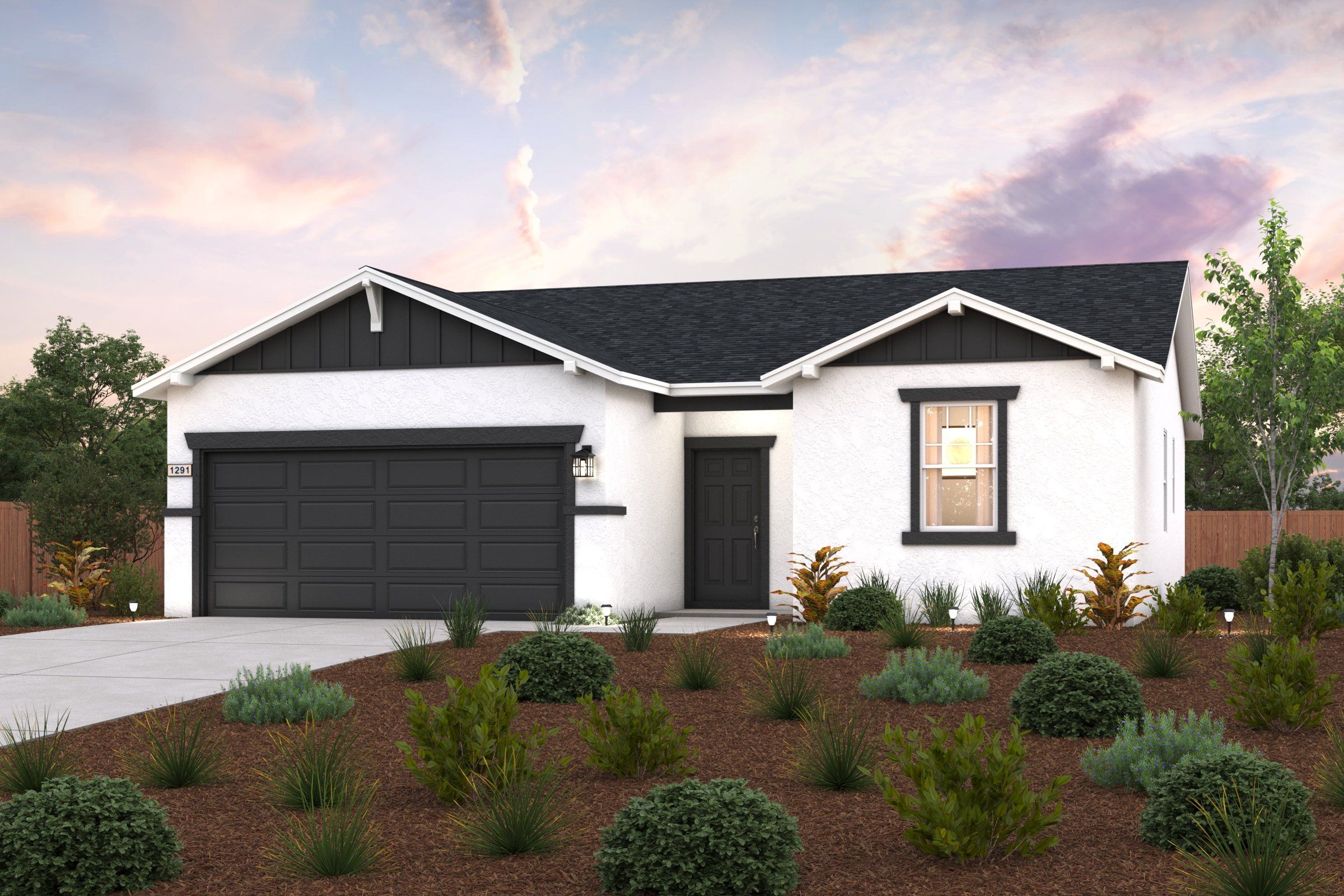 1827 N Rio Vista Street. Visalia, CA 93292