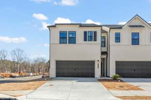 Sawnee - Azalea Square Townhomes: Lawrenceville, Georgia - Century Communities