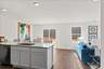 casa en Poplar Trace por Century Complete