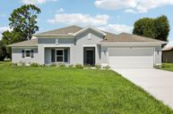 Deep Creek North por Century Complete en Punta Gorda Florida