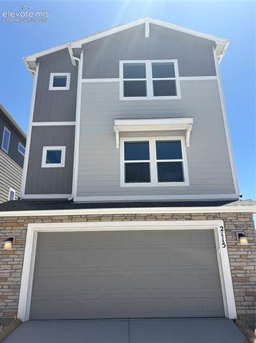 casa en Overlook at Spring Creek por Challenger Homes