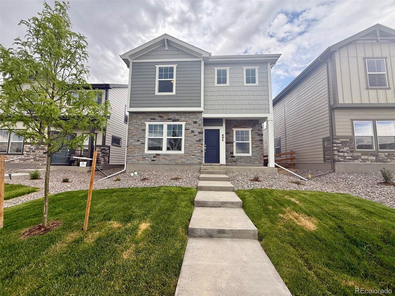 The Laurelwood - Sky Ranch: Watkins, Colorado - Challenger Homes