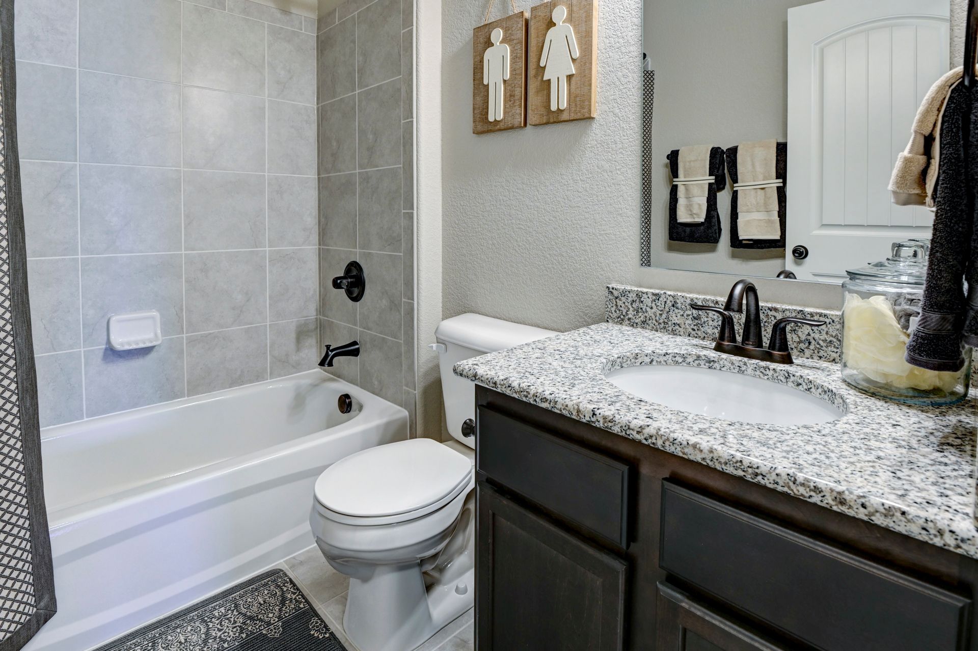 8190 Lemon Grass Road. Peyton, CO 80831