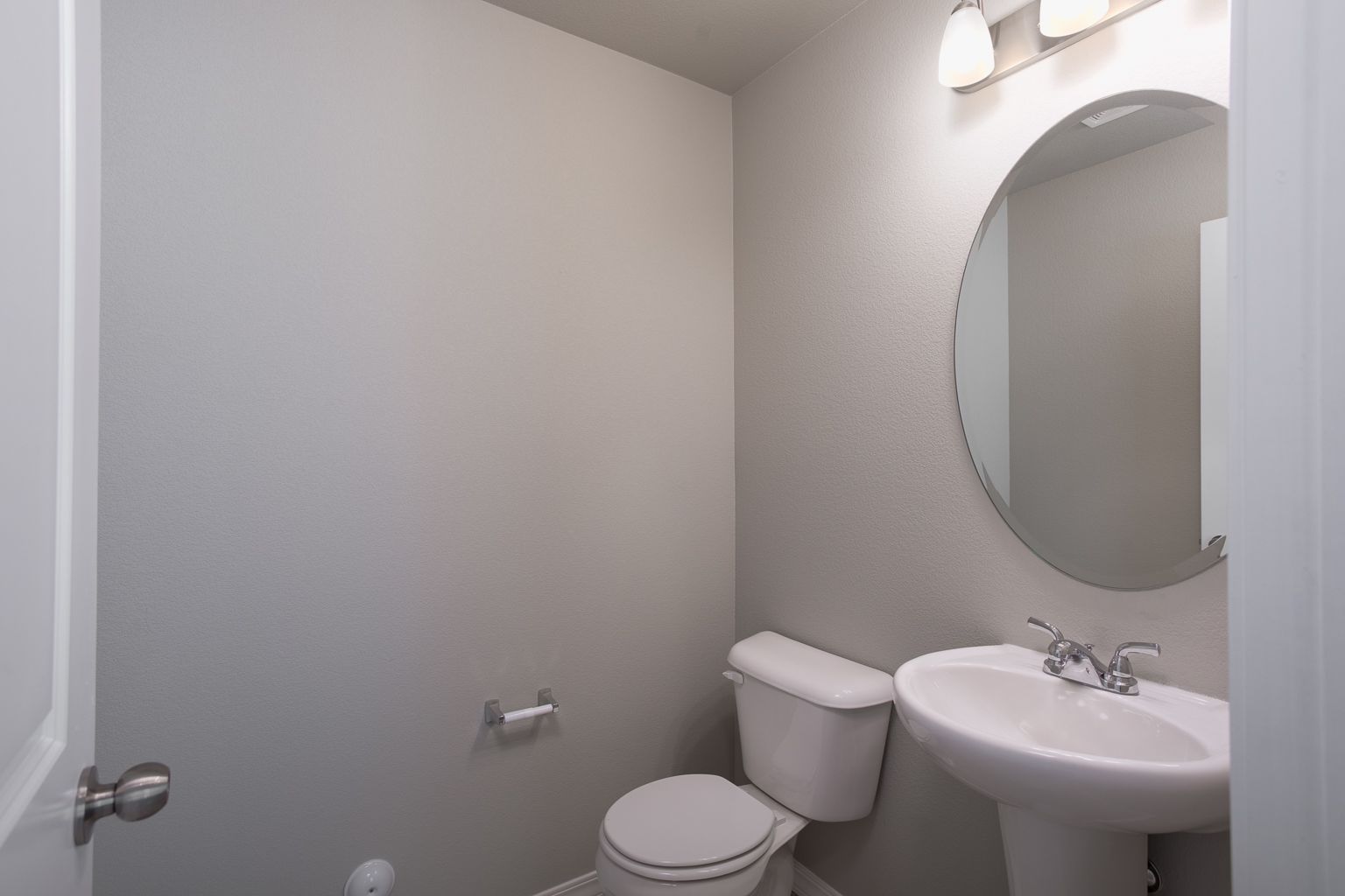 844 North Bently Street. Watkins, CO 80137