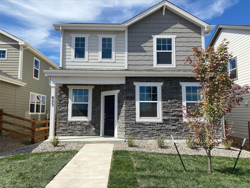 The Greenbriar by Challenger Homes in Denver CO
