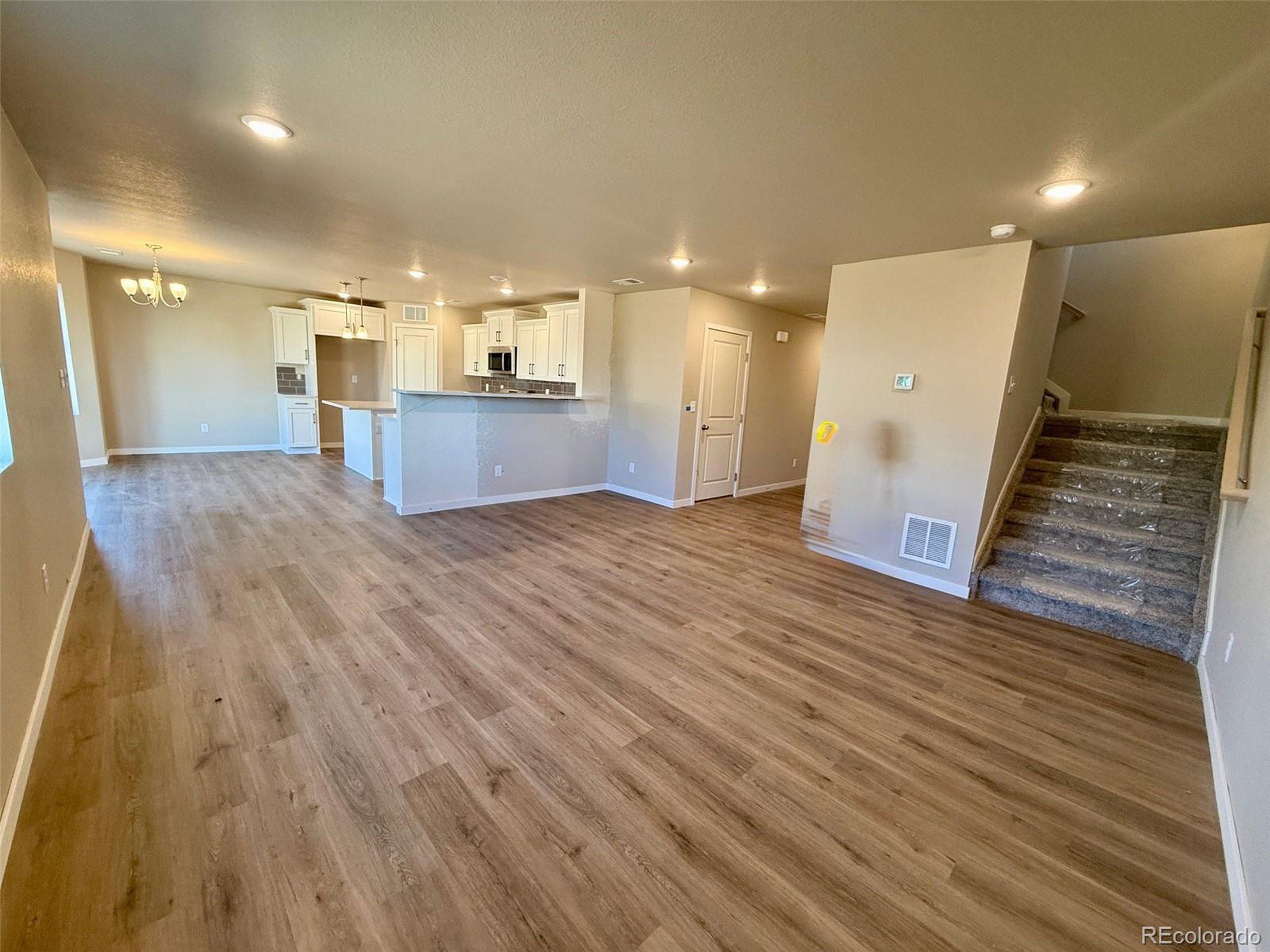 28329 E 7th Pl (The Chatfield)