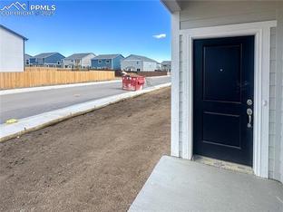 The Vancouver - Falcon Meadows at Bent Grass: Peyton, Colorado - Challenger Homes